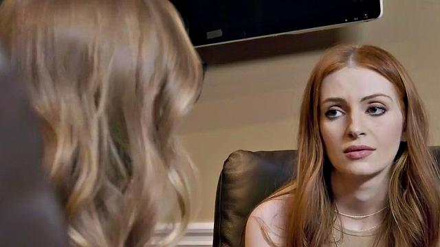 Hot office lesbians pussylicking