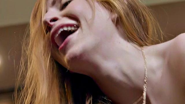 Hot office lesbians pussylicking