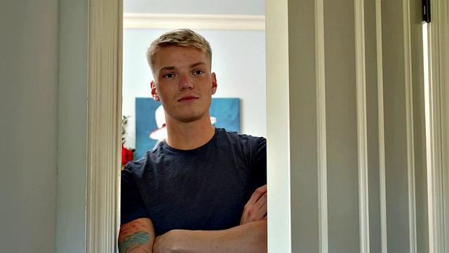 Asslicking jock barebacks stepbro until he cums