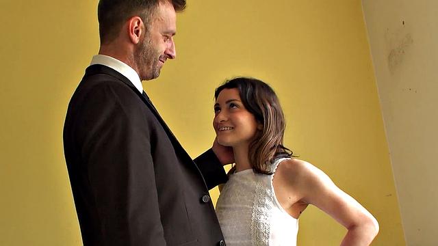 вибратор довёл валентину бианко до струи за пять секунд