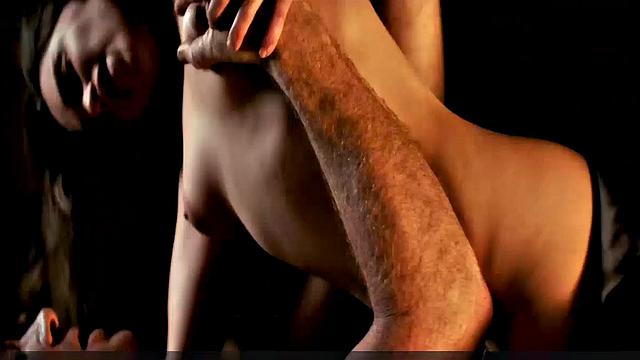 Emilia Clarke scenes