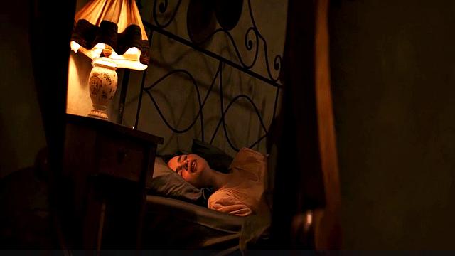 Emilia Clarke scenes