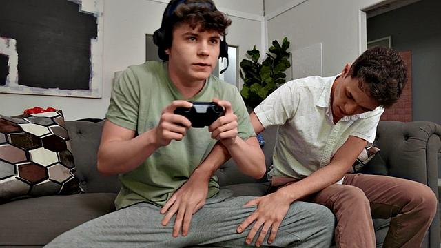 Skinny twink barebacked at home on couch by BF