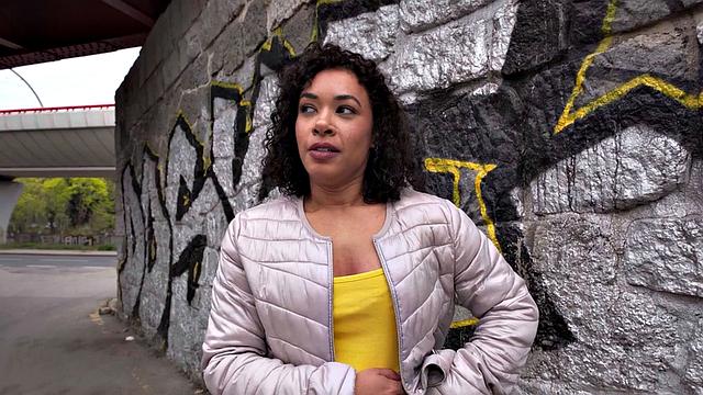 Public ebony babe fucked in tight pussy for cash