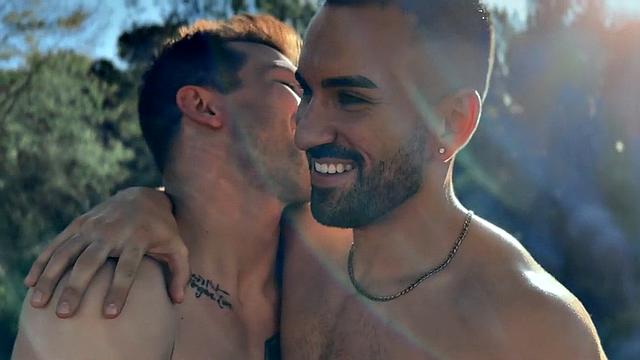 Muscled eager jock gets cock sucked and stroked