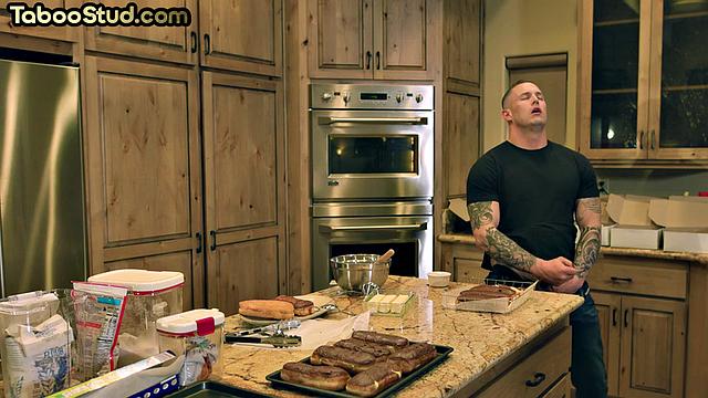 Muscled jock smashed by his lover