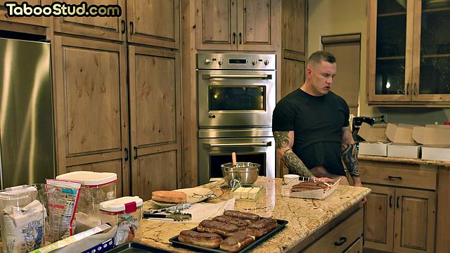 Muscled jock smashed by his lover