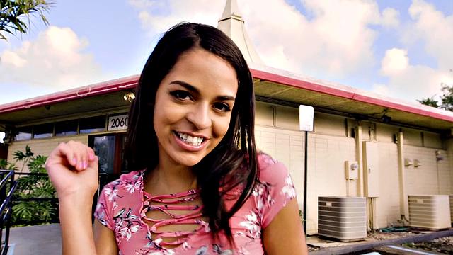 American brunette in bra & top gets her throat stretched in a wild deepthroat frenzy at the sex store