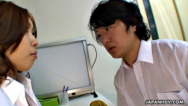 Magic bananas make these sexy people horny