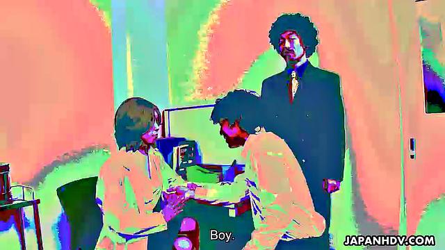 Magic bananas make these sexy people horny