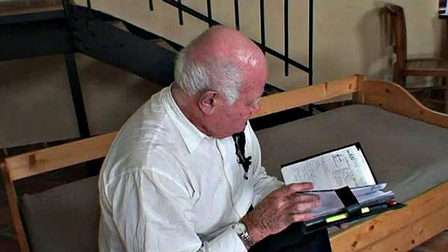 Teen slut fucks old man in dirty old vs young scene