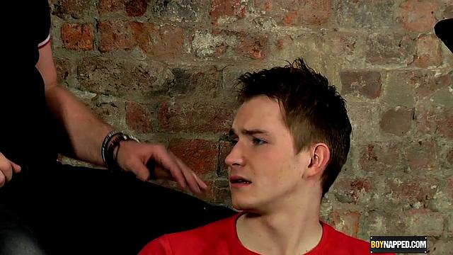 Урок для Майло: непослушного мальчика Майло с Себастьяном Кейном