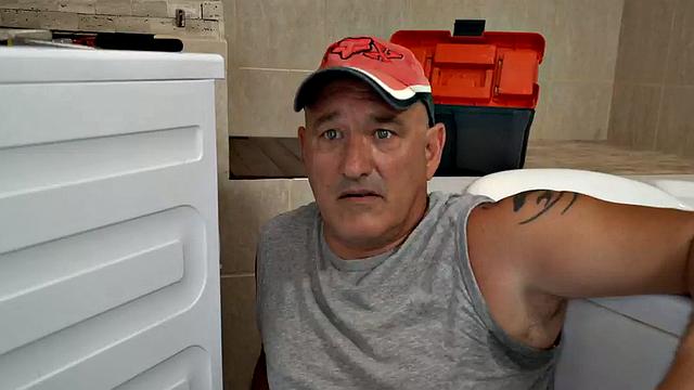 Dirty grandpa fucks slutty babe in wet pussy hole