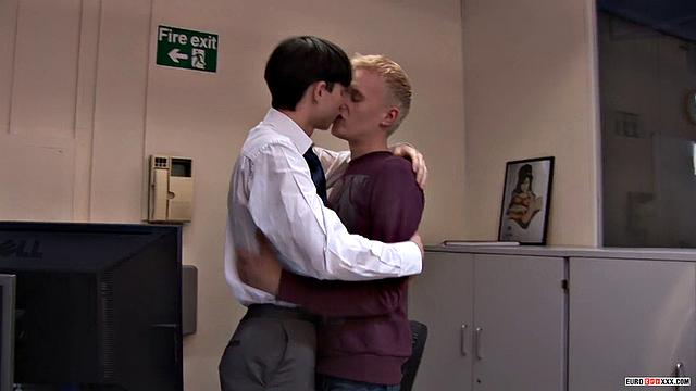 Charlie Snake & Lex Blond Raw Fuck - Charlie Snake & Lex Blond