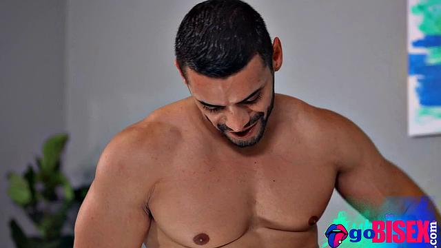 Beauty 21yo babe eaten by 2 bi guys