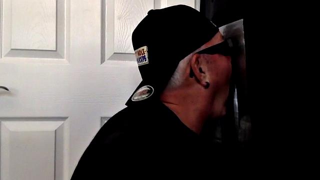 Cocksucking gloryhole DILF sucks in BJ at home