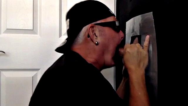 Cocksucking gloryhole DILF sucks in BJ at home