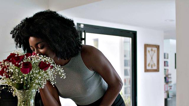 GIRLSWAY - Nicole Kitt Gives Romantic Oil Massage To Olive Glass