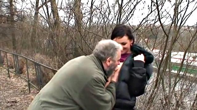 Old Men Fucking Sweet Teen at the Park