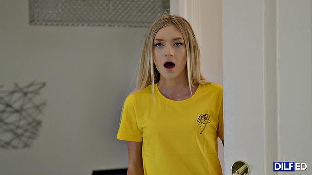 Dad Does The Sorority Sister