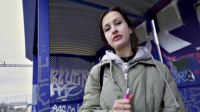 Round euro brunette gets paid for giving blowjob and sex