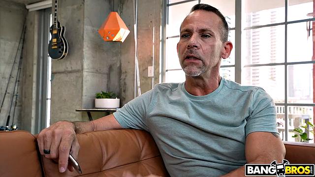 Daisy, the Temptress