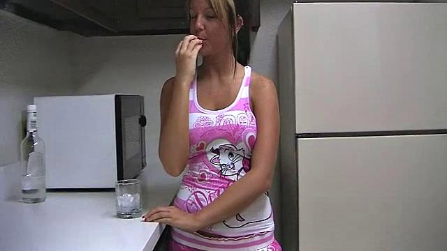 Kayden Krush cooking in the kitchen makes her horny!