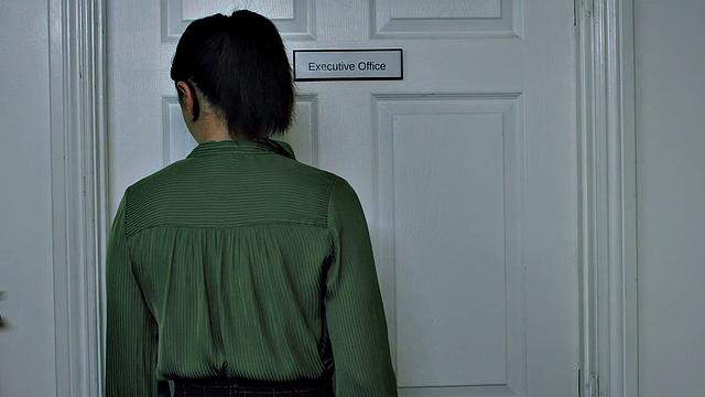 LEZ BE BAD - PAWG Secretary Anna Claire Clouds Gets DOMINATED By Femdom Boss Casey Calvert!