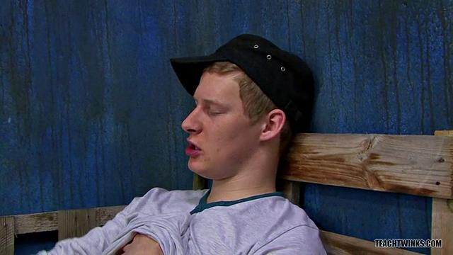 Teen Boys Love Sharing - Jack Ford & Tom Delas