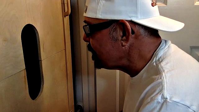 Big Cock Gloryhole Blowjob