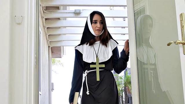 Slutty Teen Lesbian Fingers and Toys Her Nun Stepsis Before 69ing