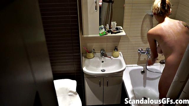 My naked girlfriend washing up in the bathroom is exactly what you need to stroke out