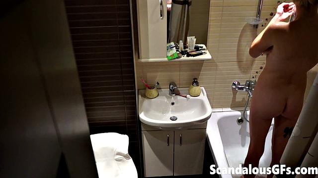 My naked girlfriend washing up in the bathroom is exactly what you need to stroke out