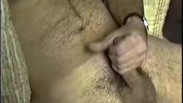 Марк делает перерыв на работе и доказывает, что у него есть ещё и другие навыки