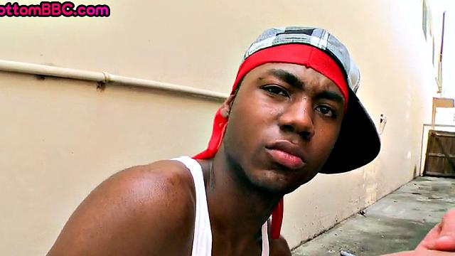 Shy Ebony picked up and assfucked outdoors in public