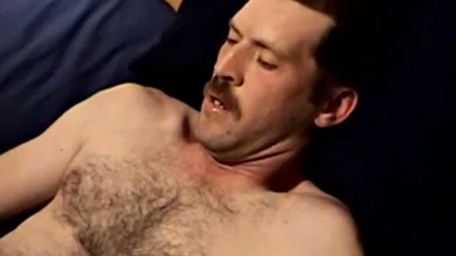 This pleasant and likeable good old boy is actually a Sandy is a thief and con man, who will take you for whatever he can, and steal the rest. The neighborhood he was living in actually put out flyers, with his picture and warnings.