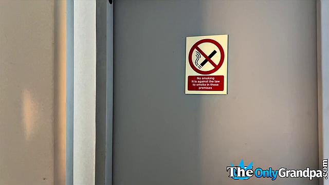 Busty ink babe gets pounded