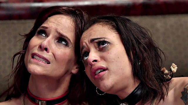 Страстная брюнетка в белье стонет от горячего воска и плетей доминанта