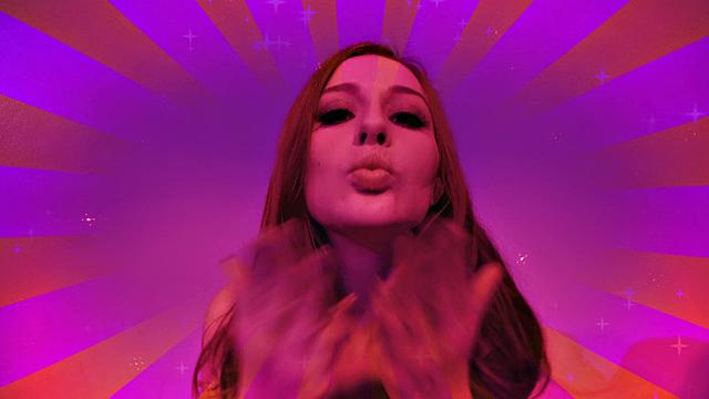 Get off to a wild position Clicker with a trimmed pussy, a blowjob, and a handjob from a bald guy in baseball cap