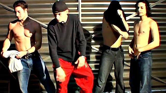 Garage Piss Orgy For Justin - Justin, Mike Roberts, Dobie & Jeremiah Johnson