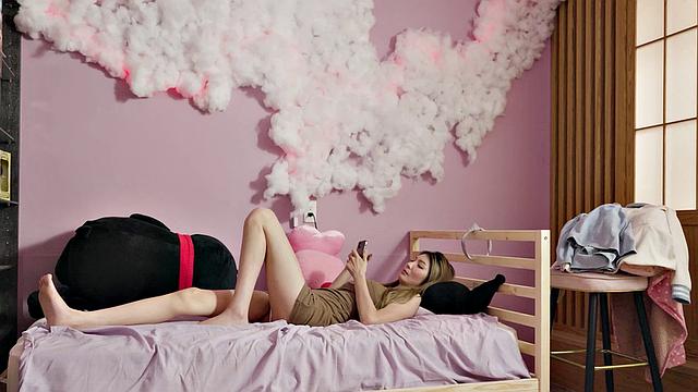 азиатская красотка ли чжиянь обожает глубокий трах от сводного брата