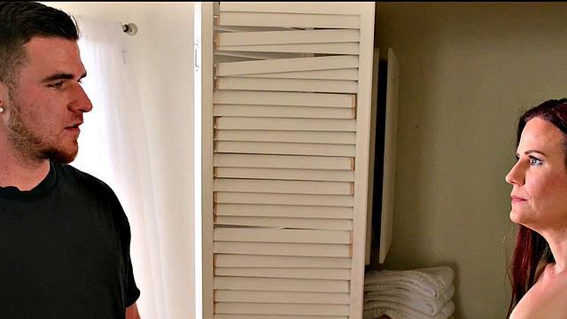 Jazmin bangs her daughter's boyfriend