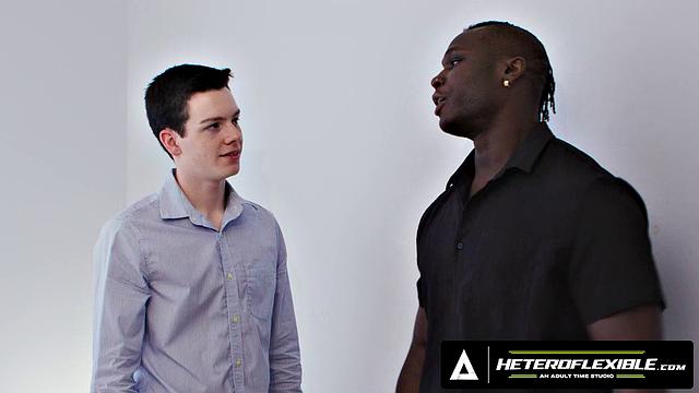 HETEROFLEXIBLE - Hunk Harrison's Pre-Date Boner Leads To HANDJOB & DOGGYSTYLE With Texas Twink