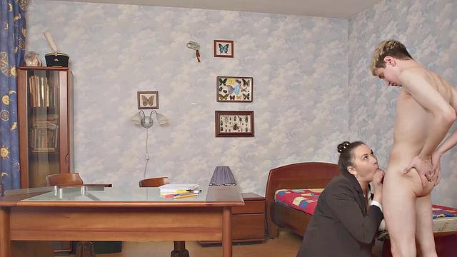 Get a sneak peek of this kinky mature Russian babe's most sexy angles!