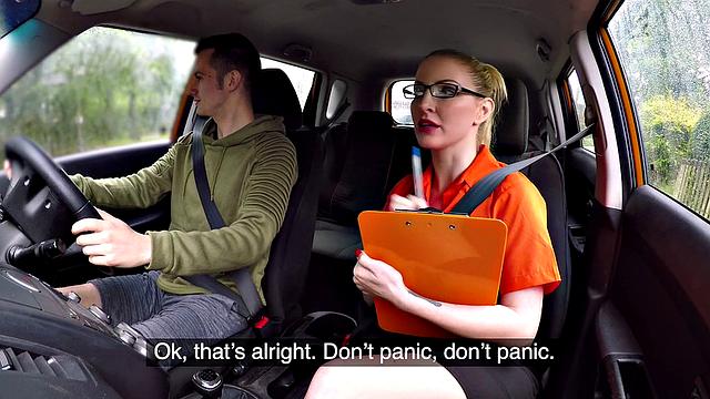 Hot car fuck with glasses-wearing babe after failing her driving test