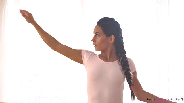 Ballerina Beauty - S3:E4