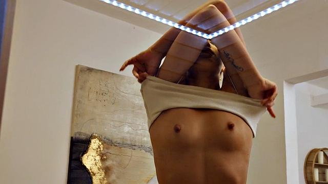 Massaging bae enjoys doggystyle in wet pussy