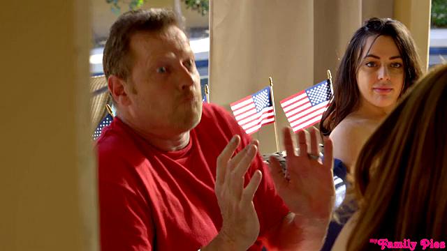 Fourth Of July Family Fun - S3:E3