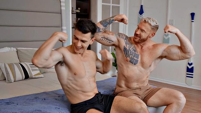 Tattooed muscled jock anal pounding BF