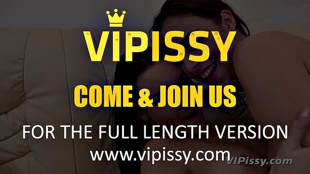 Horny Pissing Lesbians Get Drenched And Orgasm